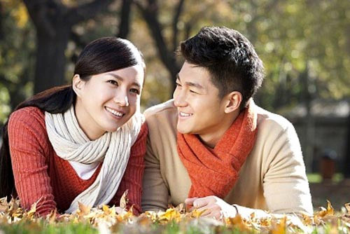 Đàn ông sợ nhất là sự phiền phức, vậy nên khi hai người ở cùng nhau cần khiến anh ấy cảm thấy nhẹ nhàng, vui vẻ, tự tại. (Ảnh: monquacuocsong.net)